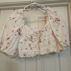 H&M Floral Puff Sleeve Crop Top NWOT